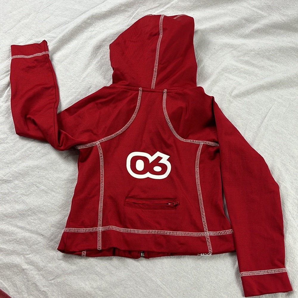 Size 5 2006 HBC Official Olympic Hoodie - Picture 3 of 3